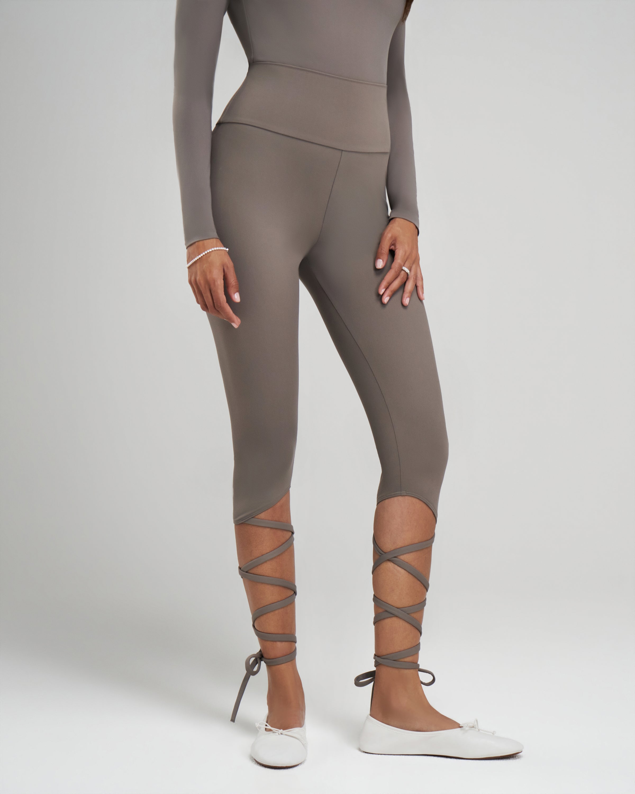Tie Capri Legging
